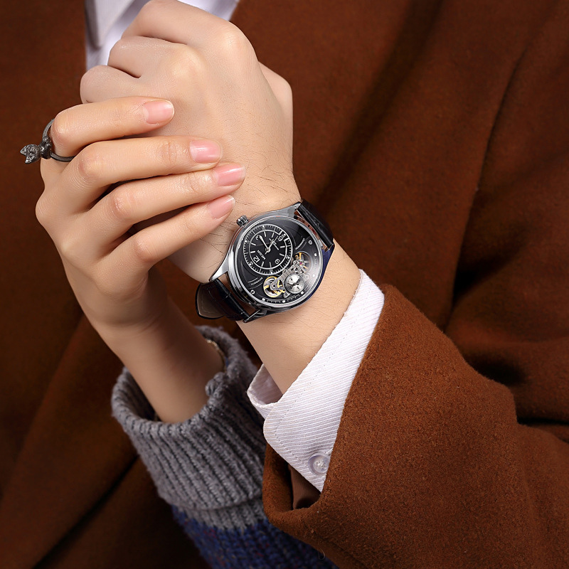 Wentworth© - Elegant Quartz Analog Watch